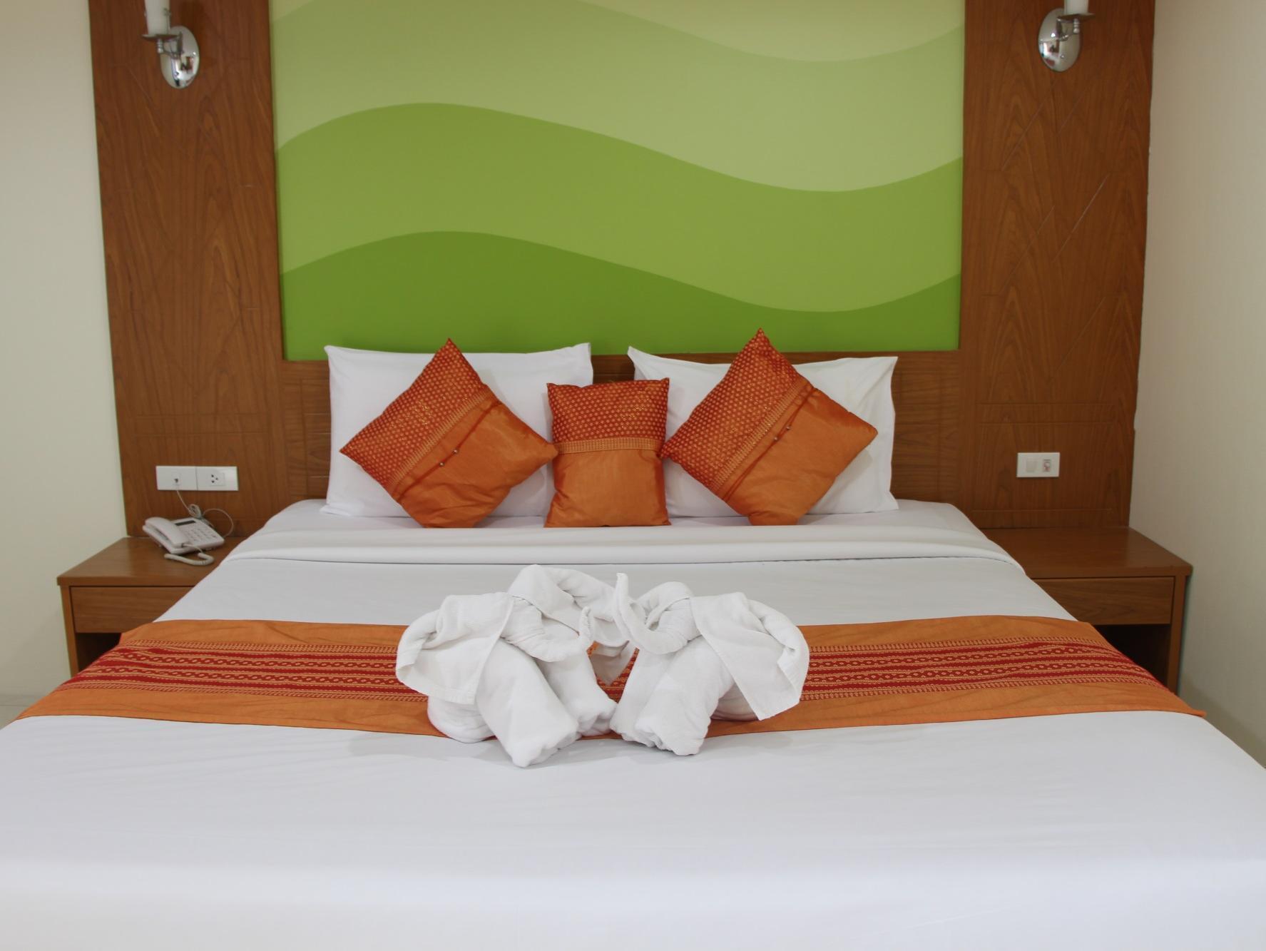 Suwanpupa Hotel Kathu Bagian luar foto