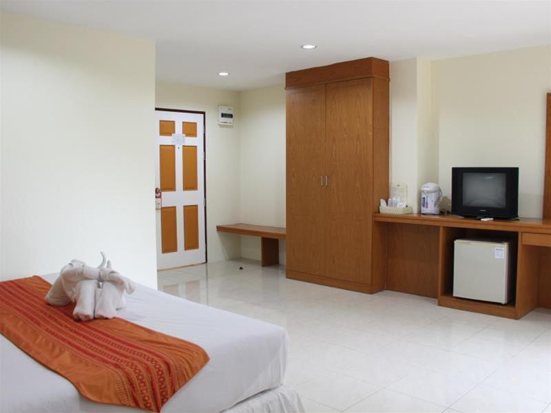 Suwanpupa Hotel Kathu Bagian luar foto